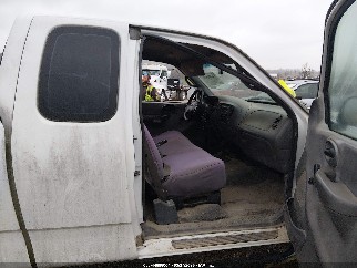 2002 Ford F-150, VIN 1FTRX18W42NA87229. Фото 5 з 6 з аукціону IAAI. Каталог авто зі США OpenDataCar.