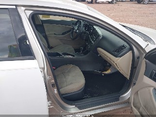 2014 Kia Optima, VIN KNAGM4A73E5520884. Фото 5 з 6 з аукціону IAAI. Каталог авто зі США OpenDataCar.