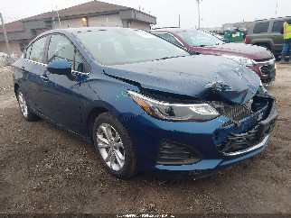 2019 Chevrolet Cruze, VIN 1G1BE5SM3K7121390. Фото 1 з 6 з аукціону IAAI. Каталог авто зі США OpenDataCar.