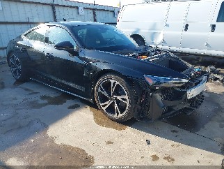 2022 Audi e-tron GT, VIN WAUEJBFWXN7001548. Фото 1 з 6 з аукціону IAAI. Каталог авто зі США OpenDataCar.