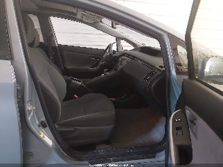 2013 Toyota Prius, VIN JTDKN3DU7D5642278. Zdjęcie 5 z 6 z aukcji IAAI. Katalog aut z USA OpenDataCar.