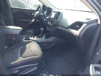 2018 Jeep Cherokee, VIN 1C4PJMCX5JD541678. Фото 5 з 6 з аукціону IAAI. Каталог авто зі США OpenDataCar.