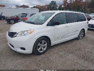 2014 Toyota Sienna, VIN 5TDKK3DC0ES496382. Фото 2 з 6 з аукціону IAAI. Каталог авто зі США OpenDataCar.