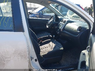 2016 Nissan Micra, VIN 3N1CK3CP7GL265760. Фото 5 з 6 з аукціону IAAI. Каталог авто зі США OpenDataCar.