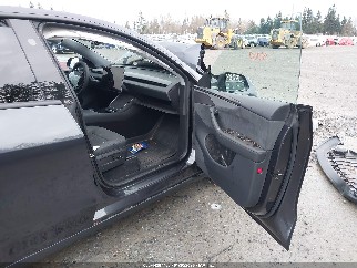 2026 Tesla Model Y, VIN 7SAYGDEE5TF427130. Фото 5 з 6 з аукціону IAAI. Каталог авто зі США OpenDataCar.