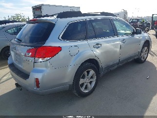 2014 Subaru Outback, VIN 4S4BRBCC5E3204701. Фото 4 з 6 з аукціону IAAI. Каталог авто зі США OpenDataCar.