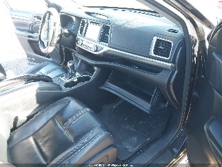 2017 Toyota Highlander, VIN 5TDJZRFH8HS432162. Фото 5 з 6 з аукціону IAAI. Каталог авто зі США OpenDataCar.