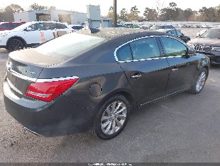 2016 Buick LaCrosse, VIN 1G4GB5G30GF258639. Фото 4 из 6 с аукциона IAAI. Каталог авто из США OpenDataCar.