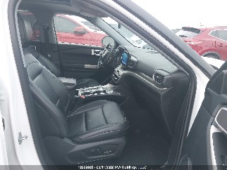 2022 Ford Explorer, VIN 1FMSK8DHXNGB18794. Фото 5 из 6 с аукциона IAAI. Каталог авто из США OpenDataCar.