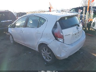2015 Toyota Prius C, VIN JTDKDTB36F1584137. Фото 3 з 6 з аукціону IAAI. Каталог авто зі США OpenDataCar.