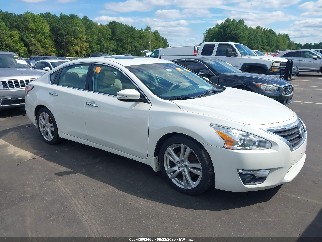 2015 Nissan Altima, VIN 1N4BL3AP7FC130111. Фото 1 з 6 з аукціону IAAI. Каталог авто зі США OpenDataCar.