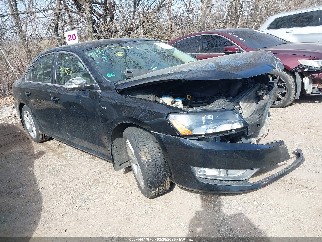 2015 Volkswagen Passat, VIN 1VWAS7A31FC122371. Zdjęcie 1 z 6 z aukcji IAAI. Katalog aut z USA OpenDataCar.