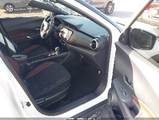 2022 Nissan Kicks, VIN 3N1CP5DV4NL517049. Фото 5 з 6 з аукціону IAAI. Каталог авто зі США OpenDataCar.