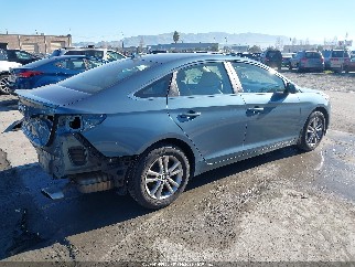 2016 Hyundai Sonata, VIN 5NPE24AF2GH282987. Фото 4 з 6 з аукціону IAAI. Каталог авто зі США OpenDataCar.