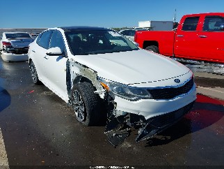 2020 Kia Optima, VIN 5XXGU4L18LG405413. Фото 1 з 6 з аукціону IAAI. Каталог авто зі США OpenDataCar.