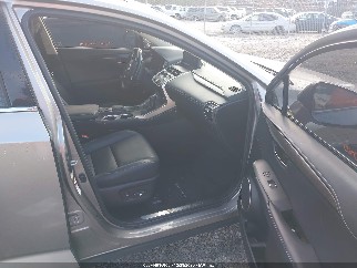 2019 Lexus NX 300, VIN JTJYARBZ0K2146824. Фото 5 з 6 з аукціону IAAI. Каталог авто зі США OpenDataCar.