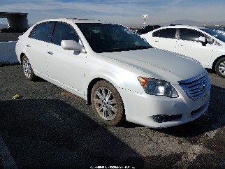 2008 Toyota Avalon, VIN 4T1BK36B88U299881. Фото 1 з 6 з аукціону IAAI. Каталог авто зі США OpenDataCar.