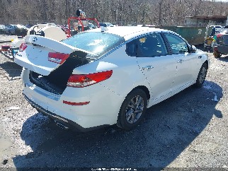 2020 Kia Optima, VIN 5XXGT4L30LG440306. Фото 4 з 6 з аукціону IAAI. Каталог авто зі США OpenDataCar.