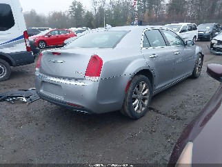 2017 Chrysler 300, VIN 2C3CCAKGXHH580311. Фото 4 з 6 з аукціону IAAI. Каталог авто зі США OpenDataCar.