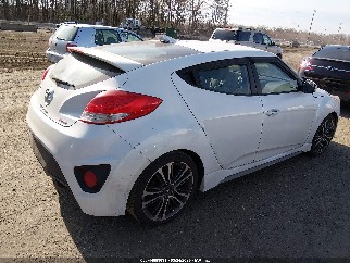 2016 Hyundai Veloster, VIN KMHTC6AE2GU293593. Zdjęcie 4 z 6 z aukcji IAAI. Katalog aut z USA OpenDataCar.