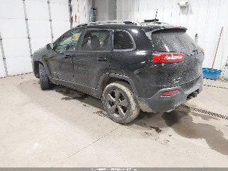 2017 Jeep Cherokee, VIN 1C4PJMCS1HW570288. Фото 3 з 6 з аукціону IAAI. Каталог авто зі США OpenDataCar.