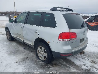 2006 Volkswagen Touareg, VIN WVGBG67L46D008106. Фото 3 из 6 с аукциона IAAI. Каталог авто из США OpenDataCar.