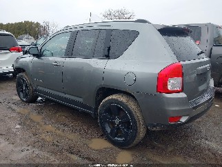 2013 Jeep Compass, VIN 1C4NJCEB3DD193869. Фото 3 з 6 з аукціону IAAI. Каталог авто зі США OpenDataCar.