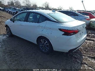 2024 Nissan Versa, VIN 3N1CN8EV8RL850267. Фото 3 з 6 з аукціону IAAI. Каталог авто зі США OpenDataCar.