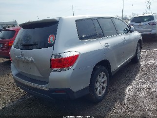 2012 Toyota Highlander, VIN 5TDZA3EH6CS024714. Photo 4 of 6 from IAAI auction. OpenDataCar US salvage catalog.