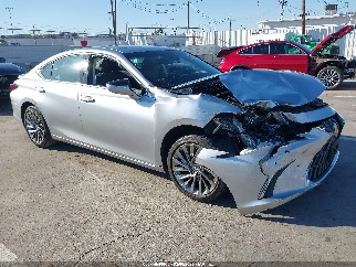 2024 Lexus ES 300h, VIN 58AEA1C17RU045606. Photo 1 of 6 from IAAI auction. OpenDataCar US salvage catalog.