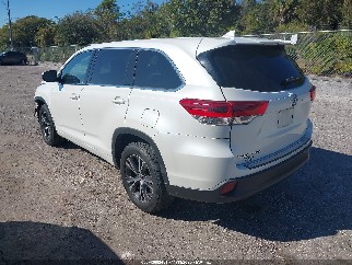 2018 Toyota Highlander, VIN 5TDZZRFH1JS256189. Zdjęcie 3 z 6 z aukcji IAAI. Katalog aut z USA OpenDataCar.