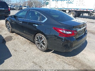 2018 Nissan Altima, VIN 1N4AL3AP5JC102568. Фото 3 з 6 з аукціону IAAI. Каталог авто зі США OpenDataCar.