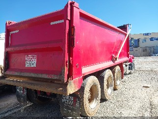 2016 Volvo VHD, VIN 4V5KC9EJ3GN957211. Фото 4 из 6 с аукциона IAAI. Каталог авто из США OpenDataCar.