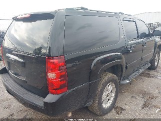 2014 Chevrolet Suburban 1500, VIN 1GNSKJE71ER214388. Фото 4 з 6 з аукціону IAAI. Каталог авто зі США OpenDataCar.