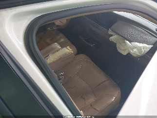 1998 Ford Crown Victoria, VIN 2FAFP74W1WX121200. Фото 5 з 6 з аукціону IAAI. Каталог авто зі США OpenDataCar.