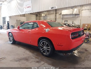 2019 Dodge Challenger, VIN 2C3CDZGG3KH592148. Photo 3 of 6 from IAAI auction. OpenDataCar US salvage catalog.