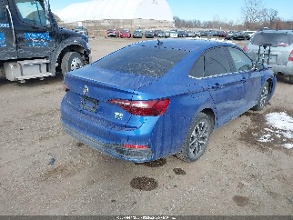 2024 Volkswagen Jetta, VIN 3VW5M7BU4RM102427. Фото 4 з 6 з аукціону IAAI. Каталог авто зі США OpenDataCar.