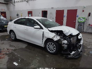 2021 Kia Forte, VIN 3KPF24AD1ME369296. Фото 1 з 6 з аукціону IAAI. Каталог авто зі США OpenDataCar.