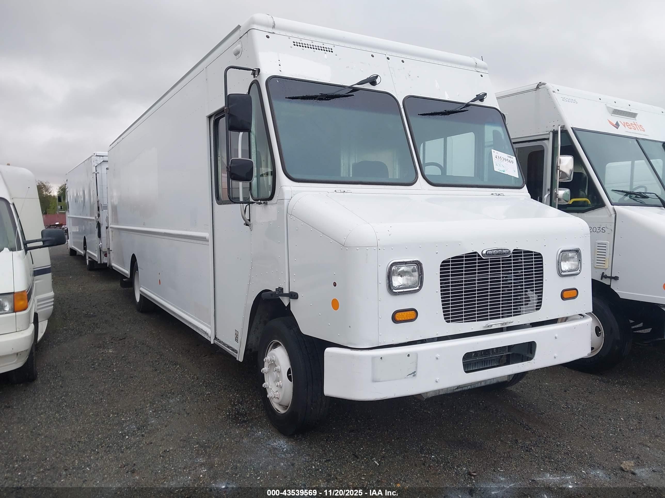2013 Freightliner Chassis