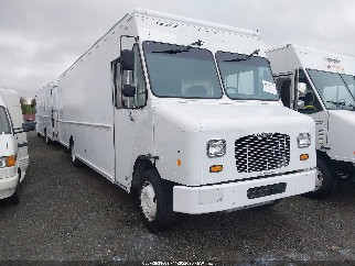 2013 Freightliner Chassis, VIN 4UZAC3DV3DCFF6806. Фото 1 з 6 з аукціону IAAI. Каталог авто зі США OpenDataCar.
