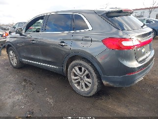 2017 Lincoln MKX, VIN 2LMPJ8JR4HBL19967. Фото 3 з 6 з аукціону IAAI. Каталог авто зі США OpenDataCar.