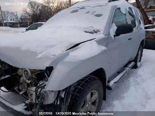 2013 Nissan Xterra, VIN 5N1AN0NW9DN814381. Фото 2 з 6 з аукціону IAAI. Каталог авто зі США OpenDataCar.