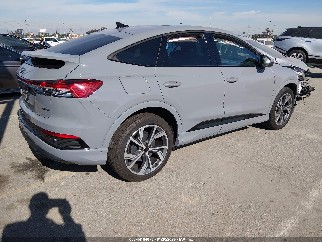 2023 Audi Q4 e-tron Sportback, VIN WA142BFZ1PP057090. Фото 4 из 6 с аукциона IAAI. Каталог авто из США OpenDataCar.