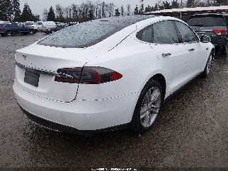2014 Tesla Model S, VIN 5YJSA1H15EFP40094. Фото 4 з 6 з аукціону IAAI. Каталог авто зі США OpenDataCar.