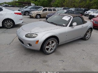 2006 Mazda MX-5, VIN JM1NC25F360112726. Фото 2 з 6 з аукціону IAAI. Каталог авто зі США OpenDataCar.