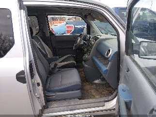 2003 Honda Element, VIN 5J6YH28513L007088. Фото 5 из 6 с аукциона IAAI. Каталог авто из США OpenDataCar.