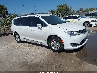 2020 Chrysler Pacifica, VIN 2C4RC1BG0LR204984. Фото 1 з 6 з аукціону IAAI. Каталог авто зі США OpenDataCar.