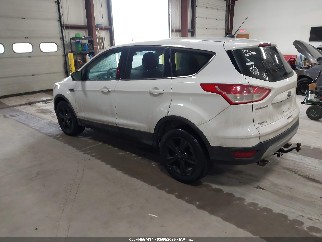 2015 Ford Escape, VIN 1FMCU9GX7FUB64982. Фото 3 з 6 з аукціону IAAI. Каталог авто зі США OpenDataCar.