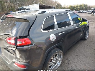 2014 Jeep Cherokee, VIN 1C4PJMCS7EW286112. Фото 4 из 6 с аукциона IAAI. Каталог авто из США OpenDataCar.