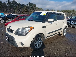2013 Kia Soul, VIN KNDJT2A64D7775912. Фото 2 з 6 з аукціону IAAI. Каталог авто зі США OpenDataCar.